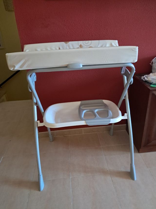 Cambiador bebé con bañera