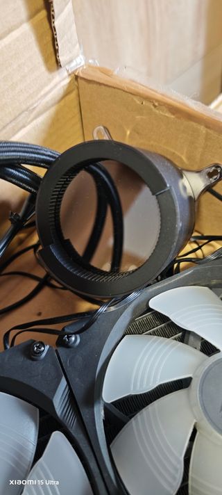 Aorus 240mm - Refrigeración líquida