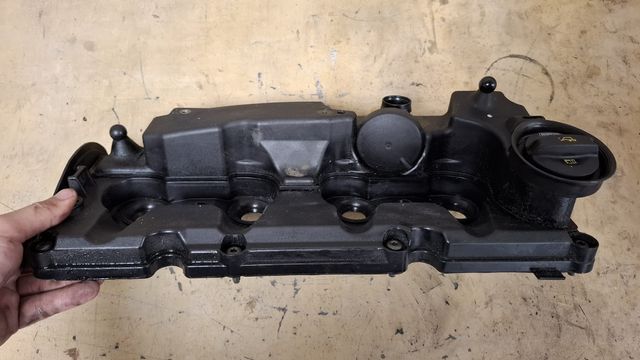 Tapa balancines VW Golf MK7 1.6 TDI