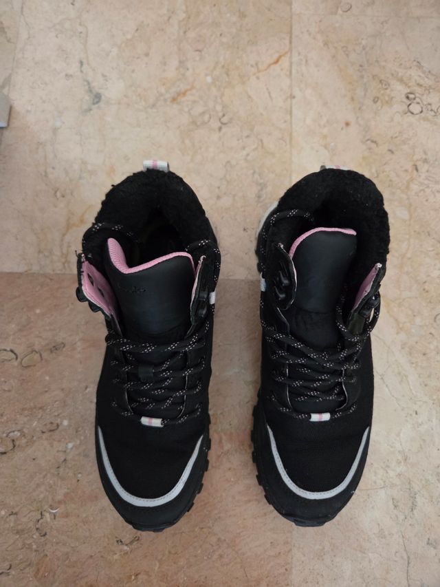 Botas Claris negras y rosas