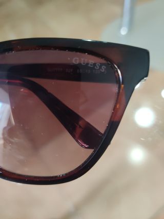 Gafas sol GUESS marrón