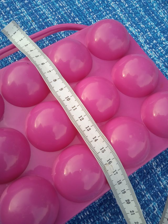 Huevera rosa - 12 huevos