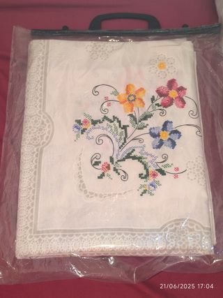 Tovaglie cotone 100% ricamo floreale coppia nuove