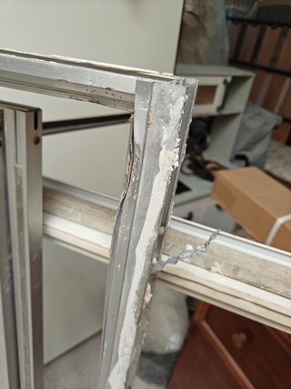 Ventana aluminio usada