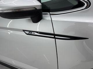 Volkswagen Touran Rline 190cv dsg 2017