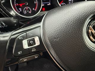 Volkswagen Touran Rline 190cv dsg 2017