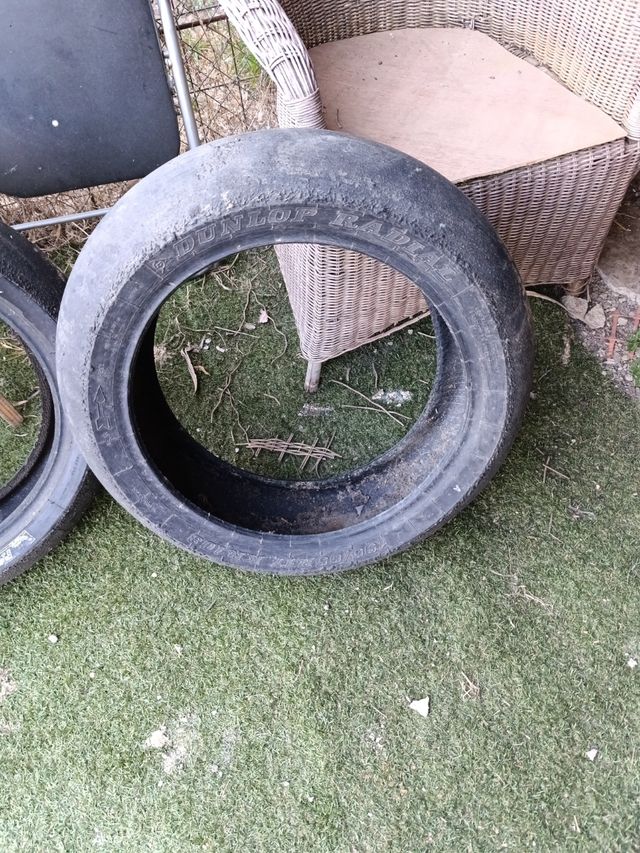 2 Neumáticos Moto Usados