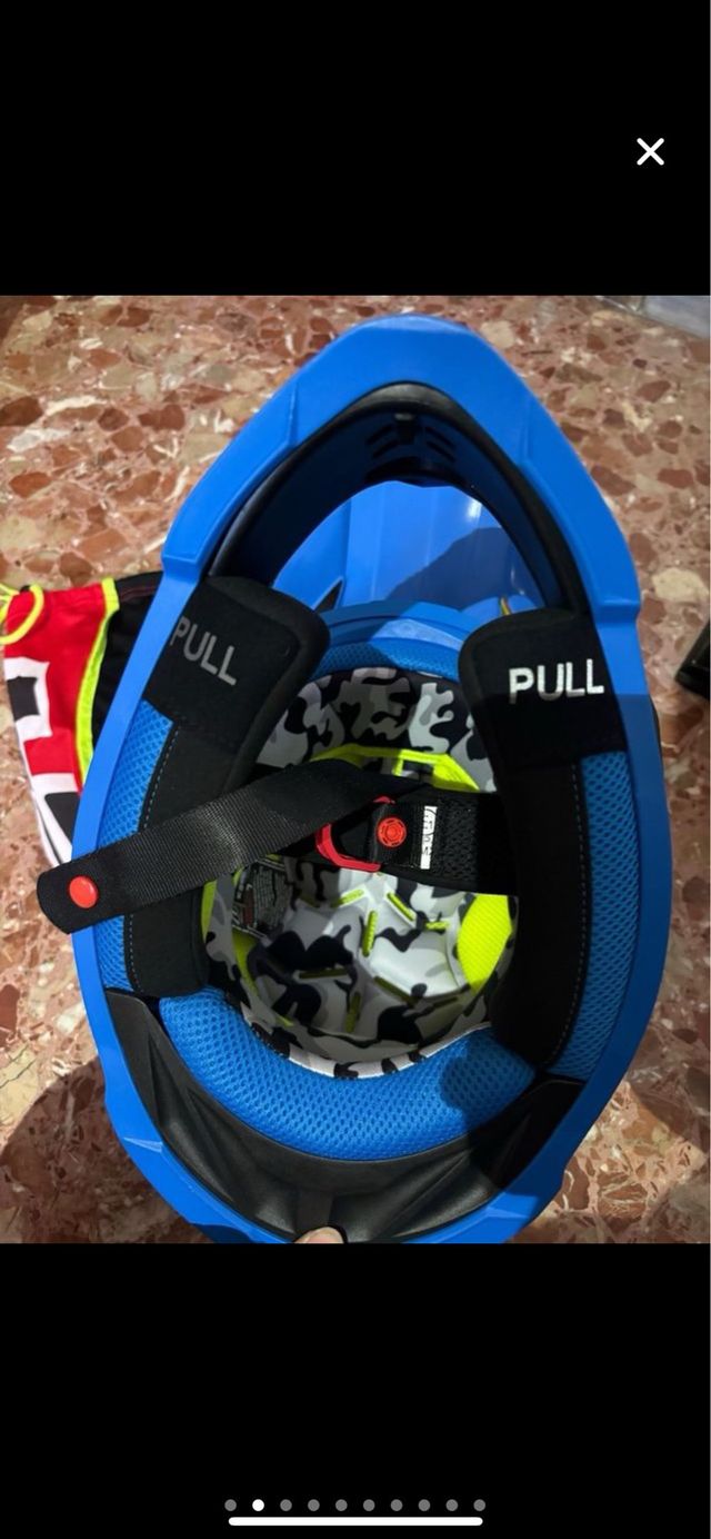 Moto Cyclone 125cc roja