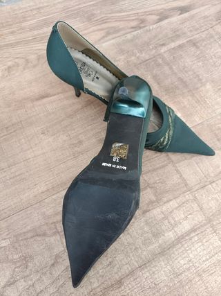 Zapatos fiesta marca Nereida, tacón medio de aguja