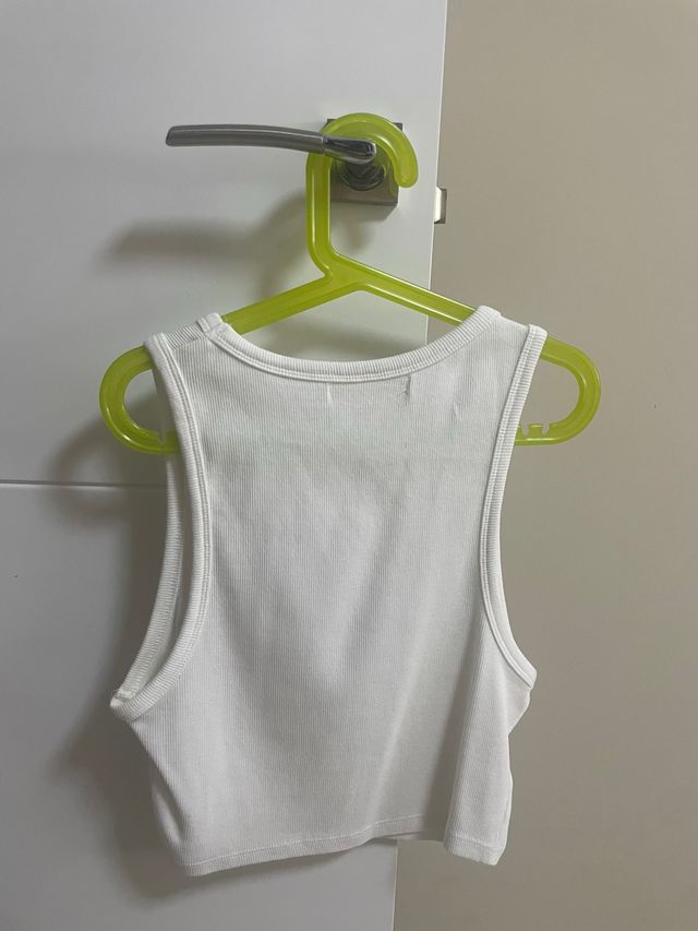 Top sin mangas blanco Pull & Bear