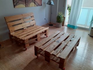 Sofá 2 plazas con mesa