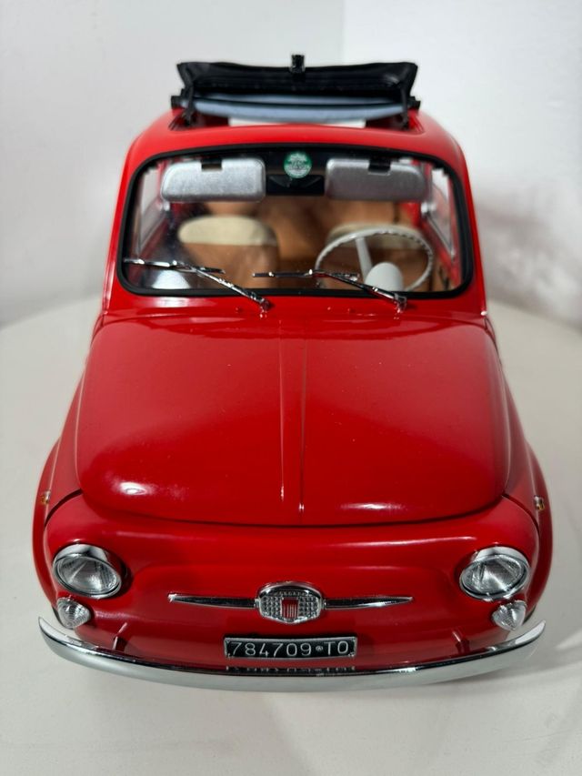 Fiat 500 rossa 1:18