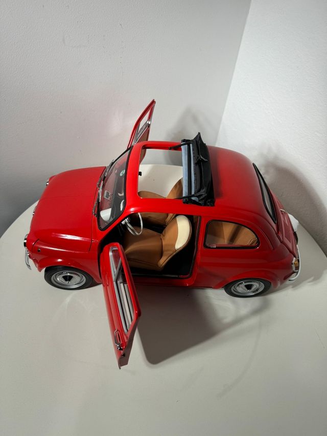 Fiat 500 rossa 1:18