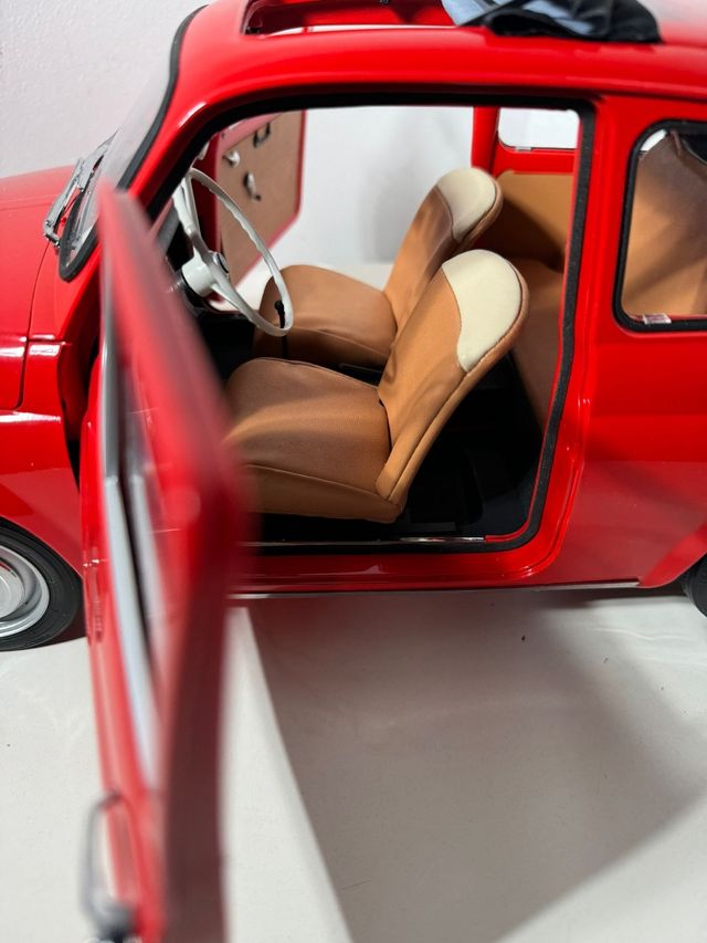 Fiat 500 rossa 1:18