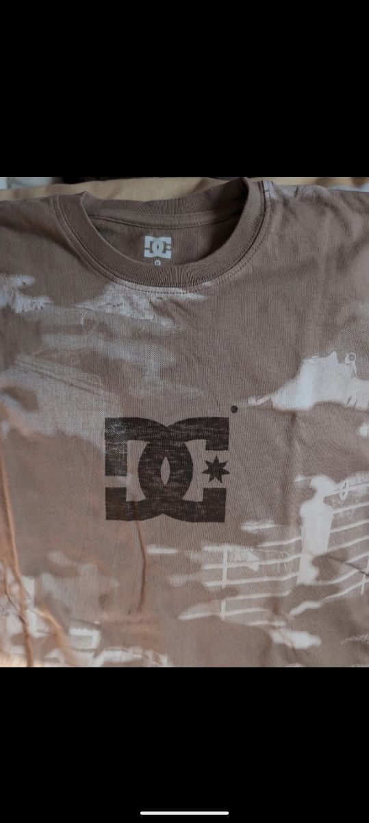 Camiseta DG beige talla M