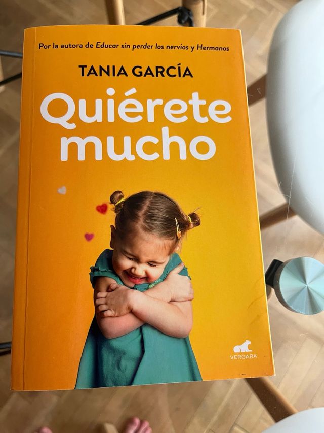 Quierete mucho / Love Yourself (Spanish Edition)