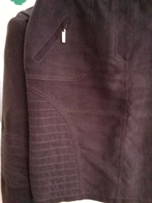 Chaqueta y falda Pedro del Hierro marrón, de piel