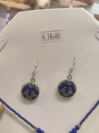 Collar y pendientes azul plata