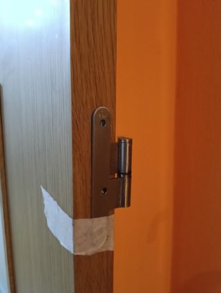 Puerta interior tono roble