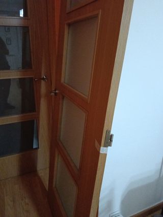 Puerta interior tono roble