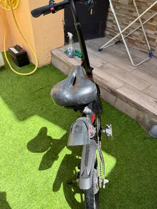 Bicicleta eléctrica plegable