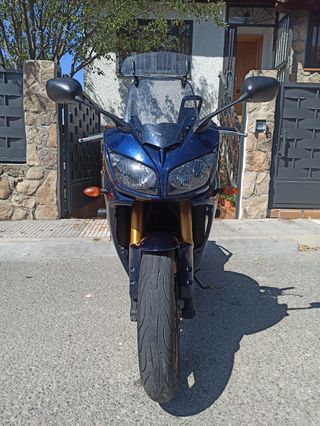 Yamaha FZ1 Fazer.
