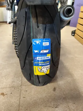 Yamaha FZ1 S Fazer.