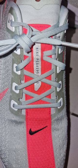 Nike Pegasus ZoomX - Grigio Rosa