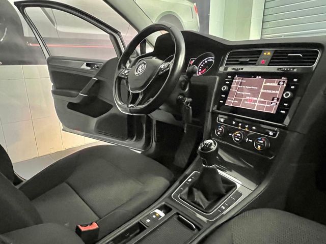 Volkswagen Golf variant 1.0 tsi 110cv 2020