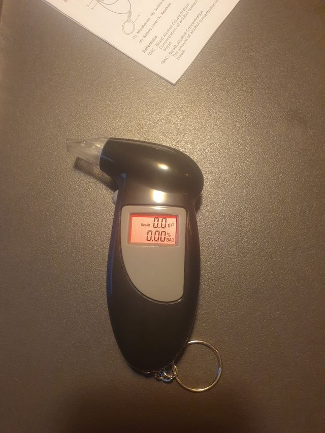 Alcoholímetro digital de bolsillo