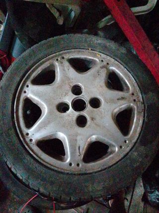 Llantas Rover 220: Llantas usadas