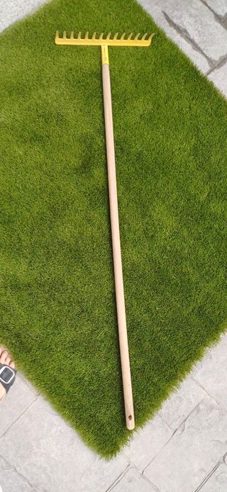 Rastro de jardín - herramienta