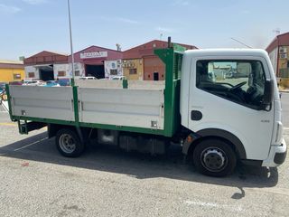 Renault Trucks Maxity 2010