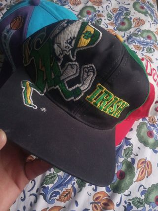 Gorras Notre Dame vintage