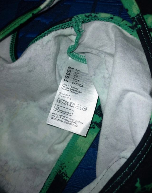 Top H&M marchio 'No Fear'