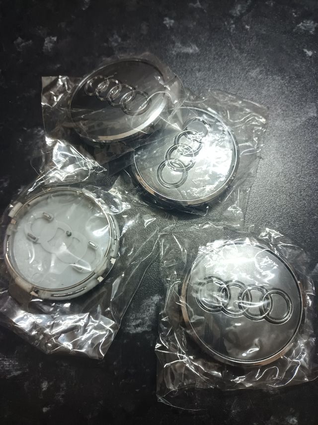 Tapas centro rueda Audi 61mm - 4uds