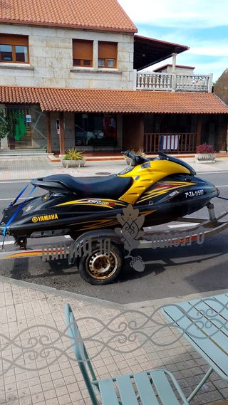 Yamaha GP1300r - Moto de Agua