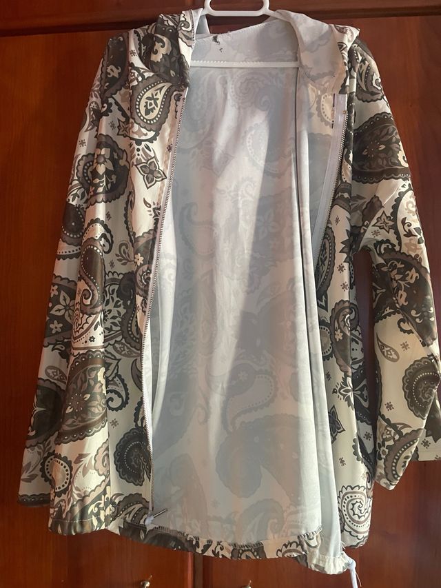 Chaqueta fina estampada- beige, marrón
