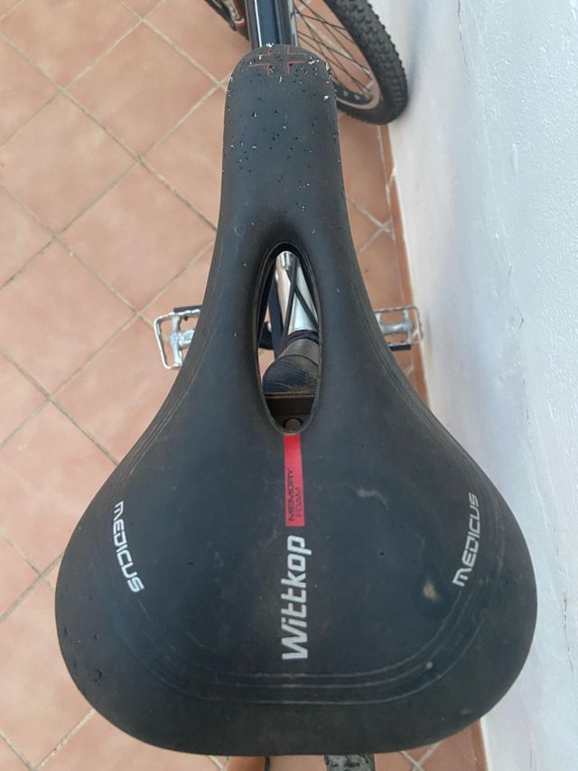 Bicicleta MASSI AKIN M negra/plata