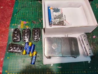 Cerrojo interior inteligente sin llaves, 4 mandos