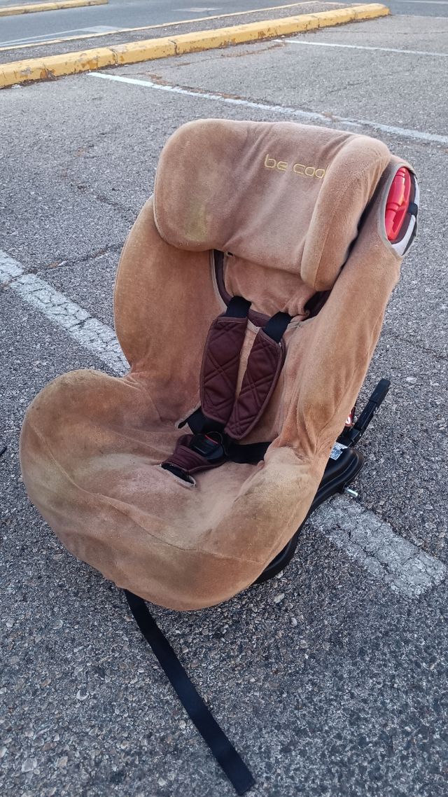 Alquiler silla coche aeropuerto Sevilla