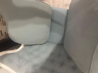 Sofá isabelino restaurado - azul turquesa y blanco