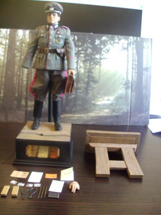 Figura Von Stauffenberg 1/6, FACEPOOL. SIN CAJA. de segunda mano