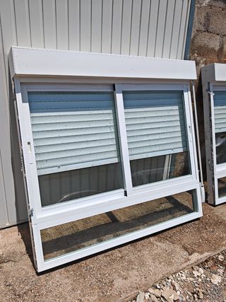 Ventana corredera con fijo