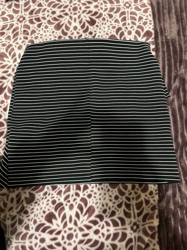 Mini Falda Zara Trafaluc - Negra - T-S