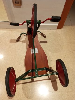 Triciclo estilo vintage infantil