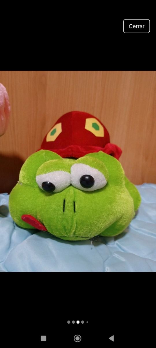 PELUCHES: ELEFANTE Y TORTUGA