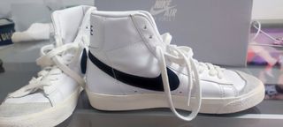 Nike Blazer Mid '77 Blancas-Negras 37.5