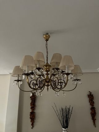 Lampara colgante 12 luces , dorada