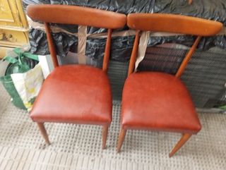 Reposapiés madera y cuero estilo italiano